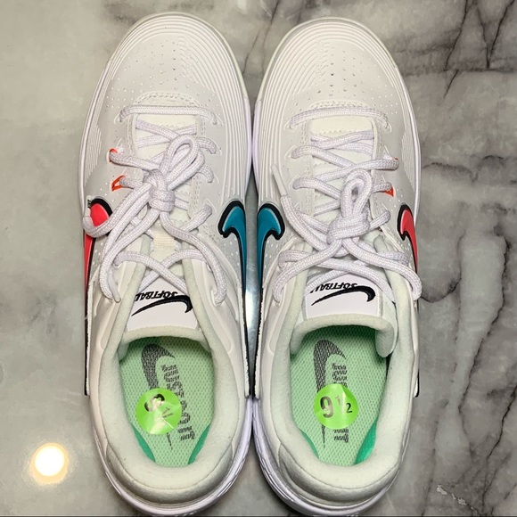 Nike Zoom Hyperdiamond 3 Elite Softball Cleats - Picture 10 of 12